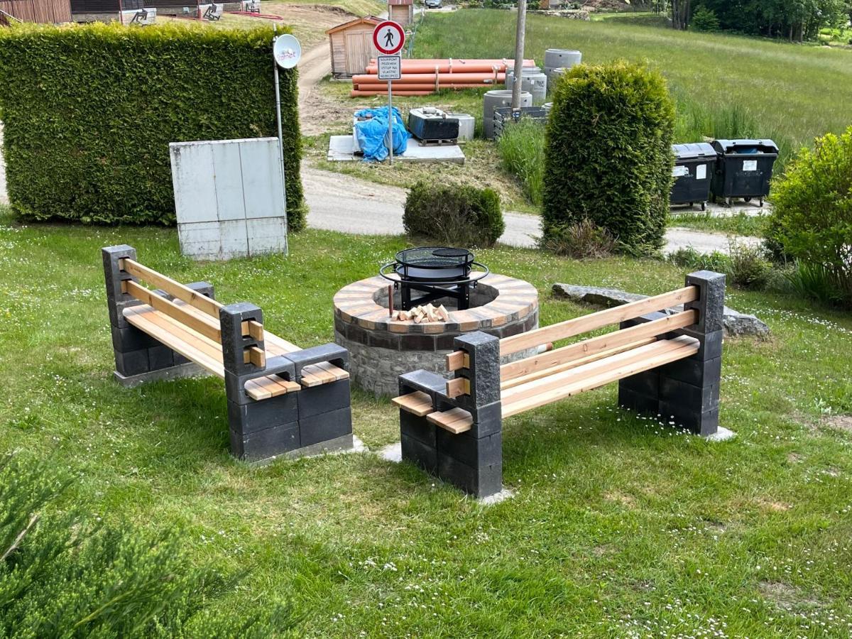 Chata Pod Houbovym Vrchem 2 Horni Plana Luaran gambar